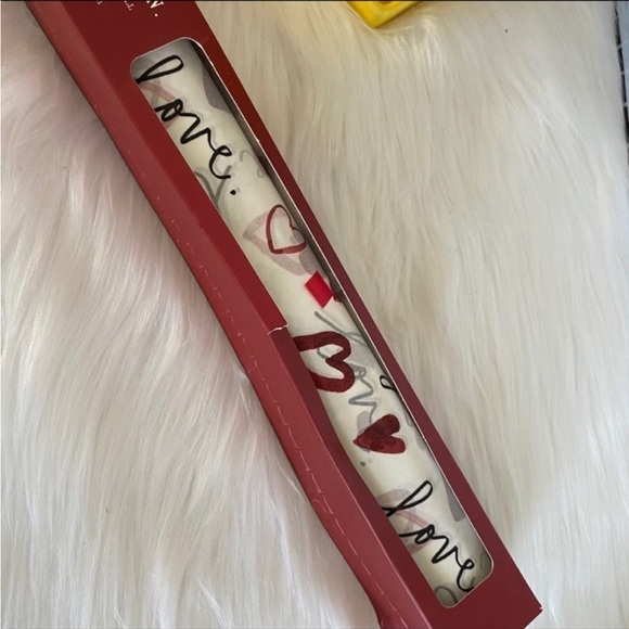 Rae Dunn Kitchen Cooking Baking Parchment Paper Roll - Picture 3 of 5